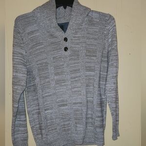 Method, Medium, Tan and white Men's Sweater.
